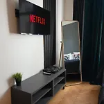 Spacious Xbox, Cinema & Foosball In Appartement