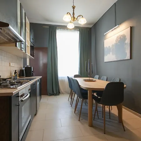 Spacious Apartment With Xbox, Cinema & Games In City Centre Appartement *