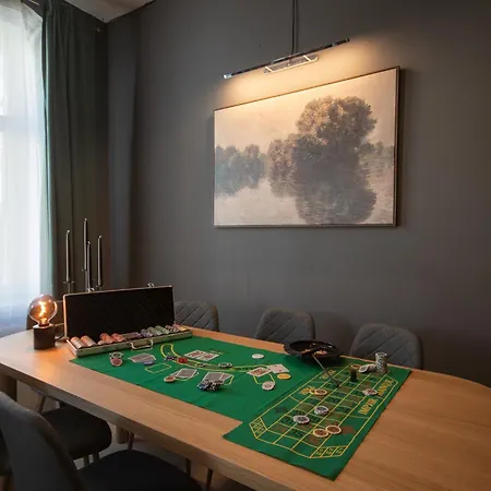 公寓 Spacious Xbox, Cinema & Foosball In