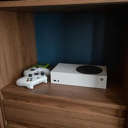 公寓 Spacious Xbox, Cinema & Foosball In 布拉格